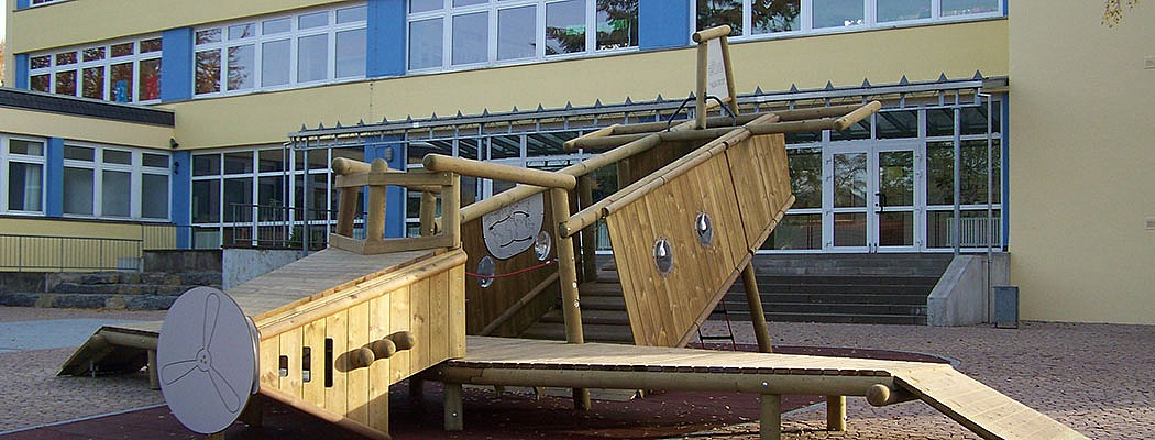 Symbolfoto Spielplatzbau