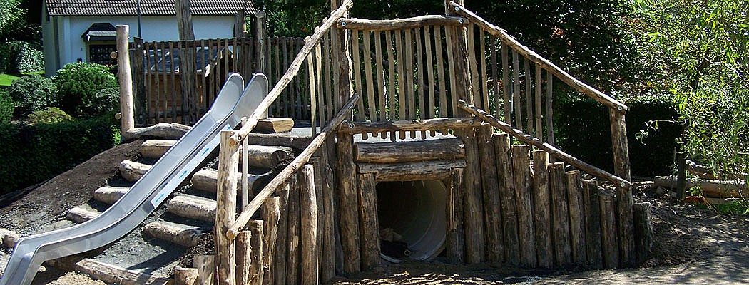 Symbolfoto Spielplatzbau